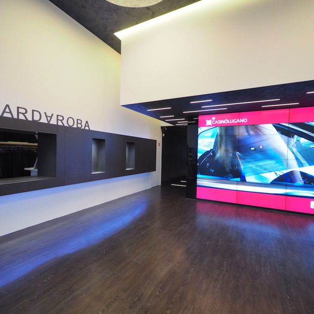 B-LIGHT_INSERTO-MEDIUM-65-T_AMBIENTATO_17072017-1